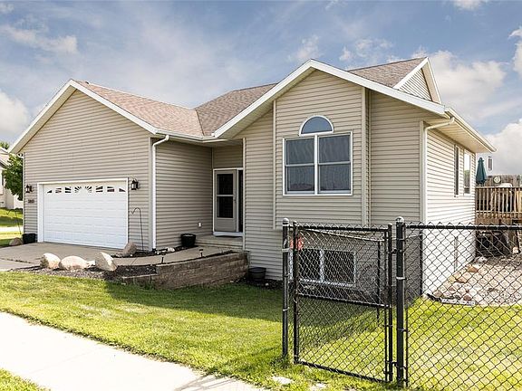 2nd image of 3801 King Dr SW