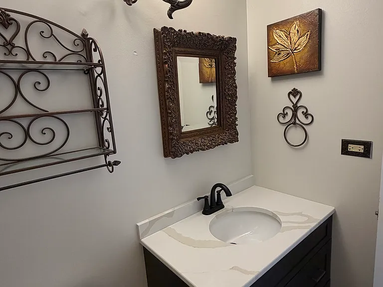 20 Sarahs Grove Ln — Photo 23
