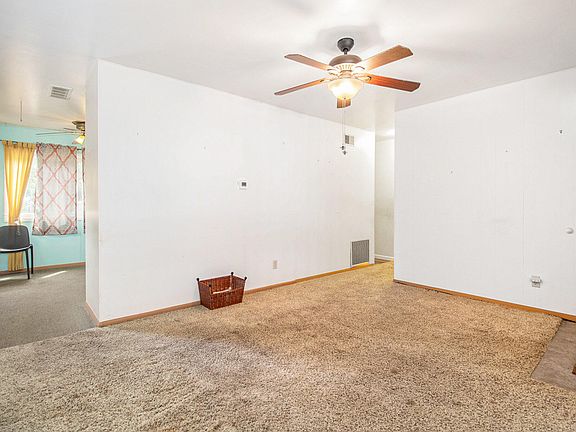 4th image of 2277 Westfield Dr
