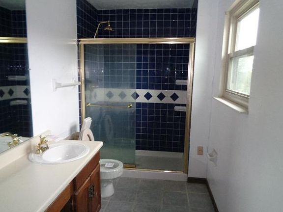 3rd image of 6061 Brofield Dr