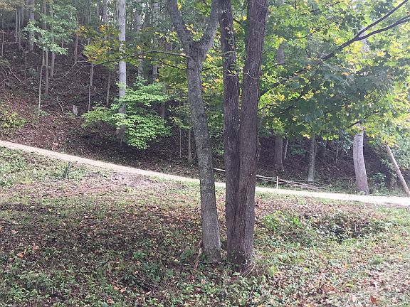 3rd image of Pleasant Acres Lot 1