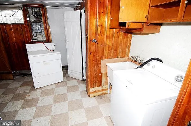 233 Orville Rd — Photo 3