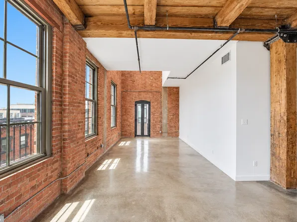 59 Kent St APT 5E, Brooklyn, NY 11222