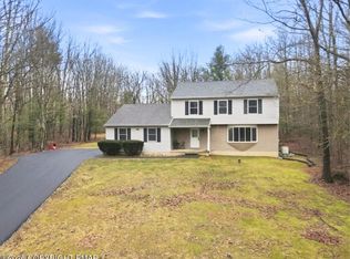 239 Sundance Rd, Effort, PA 18330
