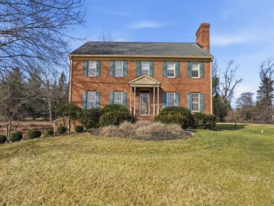 956 Walker Rd, Great Falls, VA, 22066