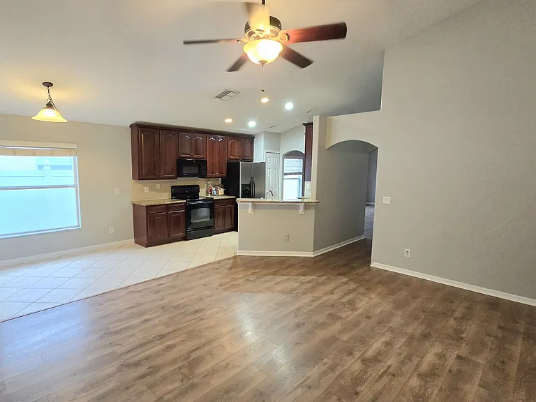 14536 Stonebriar Way — Photo 2
