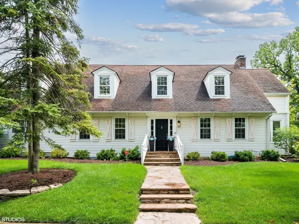 255 Vernon Ave, Glencoe, IL 60022