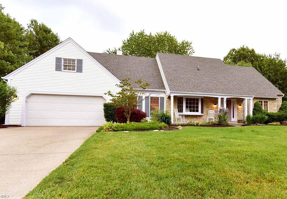 1st image of 747 Firestone Dr