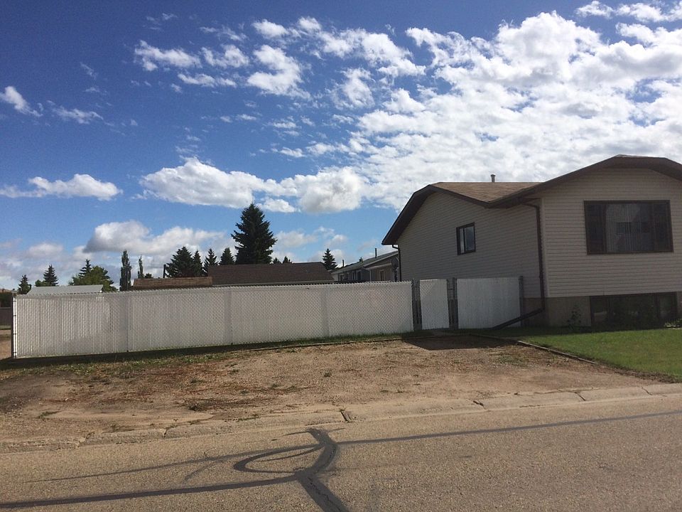 2nd image of 513 16th St