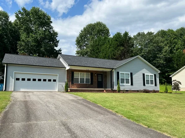 3065 Kay St, Conover, NC 28613