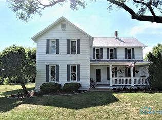 9795 Custar Rd, Custar, OH 43511