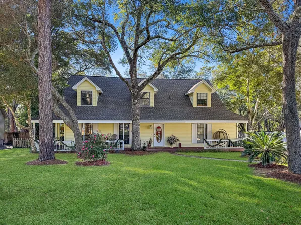 914 Ridgewood Cv N, Niceville, FL 32578