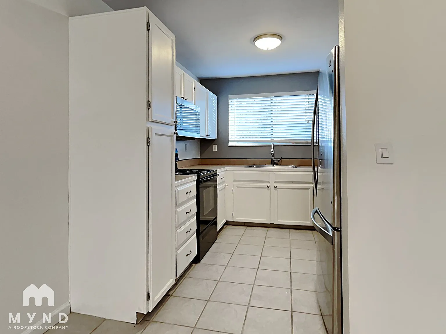2 bed, 2.0 bath, 1022 sqft, $1,795 — Photo 4