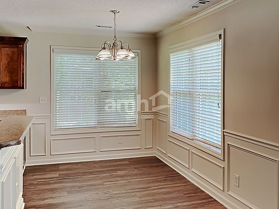 4th image of 1759 Maxey Ln