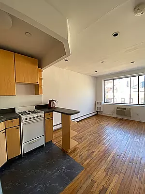 Rented by EXR | media 13