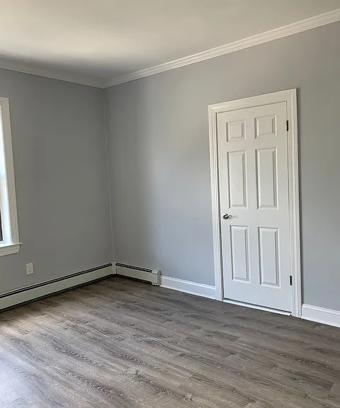 12 Russell Avenue — Photo 19