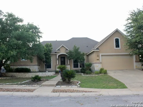 215 Evans Oak Ln, San Antonio, TX 78260