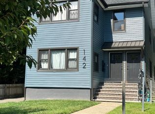 142 Maple Ave #1, Montclair, NJ 07042