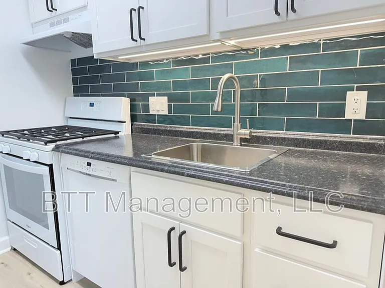 8804 Bradford Rd #1 — Photo 48