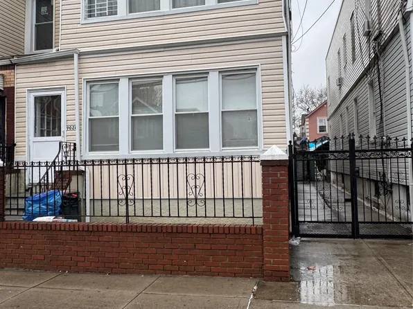 9028 144th Place, Jamaica, NY 11435