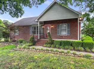 1044 Brinkley Rd, Murfreesboro, TN 37128