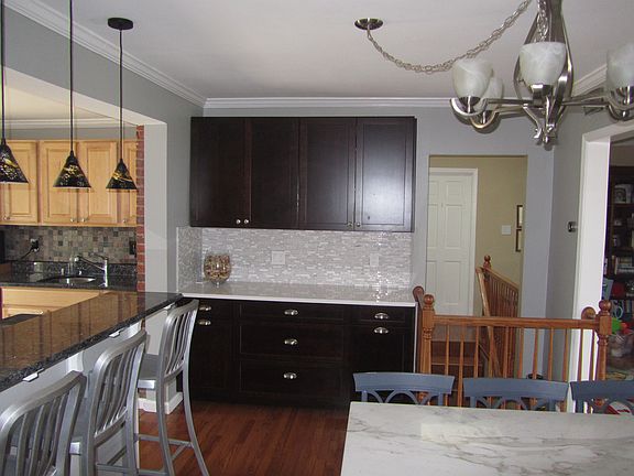 3rd image of 3456 Washington Dr