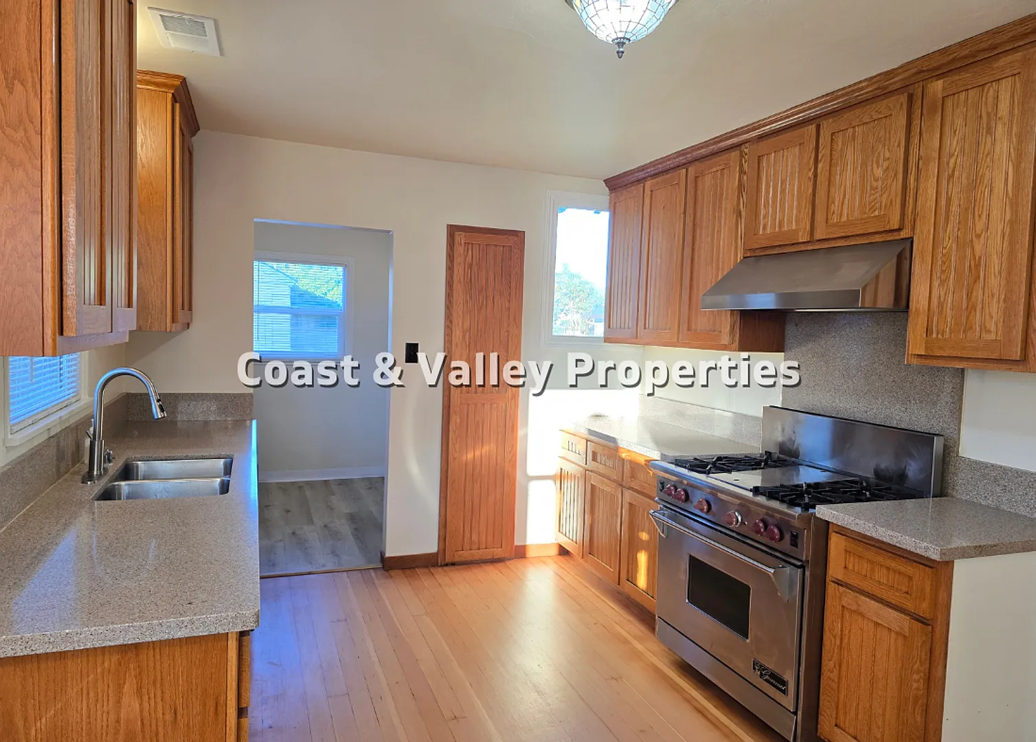 3bd House In Salinas For Rent — Photo 2