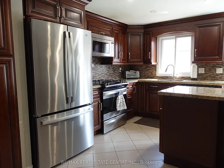 21 Maitland Dr — Photo 8