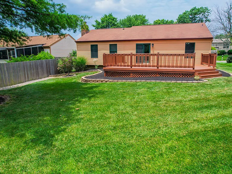 1567 Meadow Hill Ct — Photo 30