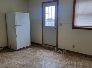 933 Buena Vista Dr, Sun Prairie, WI 53590