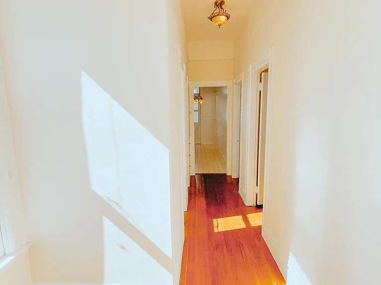 363 6th Ave — Photo 9