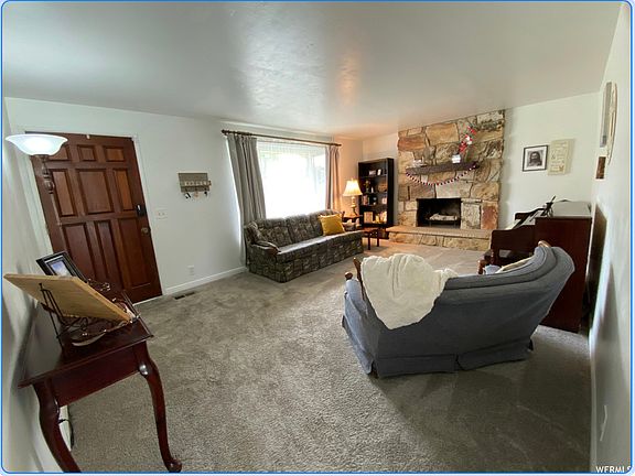 3rd image of 4324 S Mignon Dr