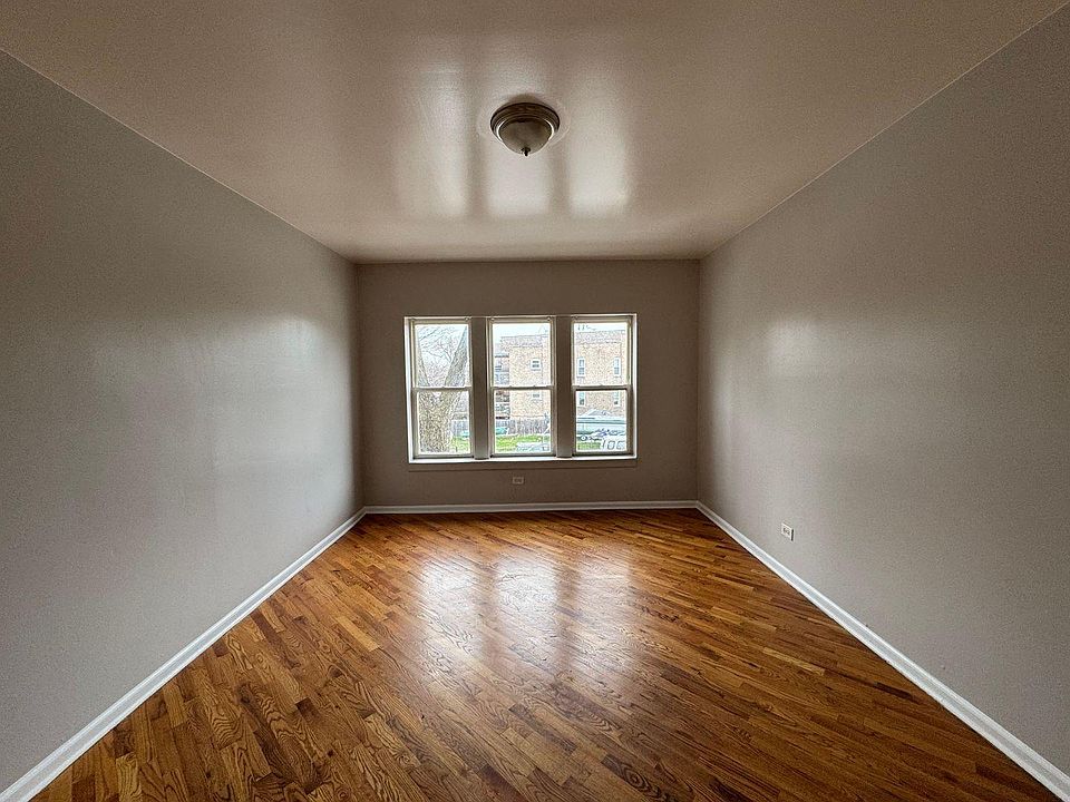 1st image of 3807 W Thomas St #2