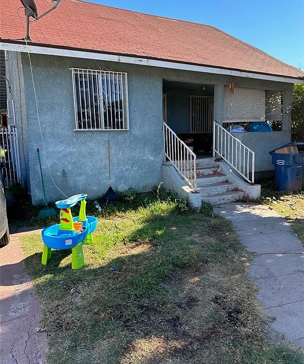 1st image of 326 N Marianna Ave