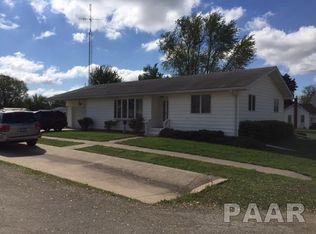 211 W Main St, Table Grove, IL 61482