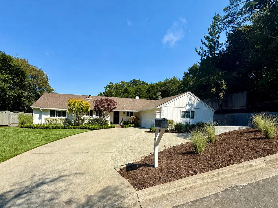 119 Marsha Pl