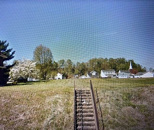 1st image of 4938 Winchester Ave