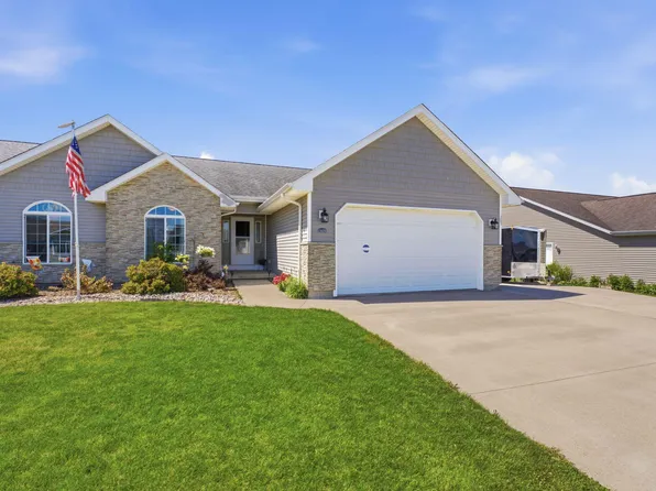 310B York St, Wilton, IA 52778