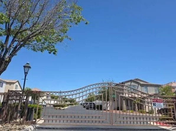 6181 Glimmering Light Ave, Las Vegas, NV 89139