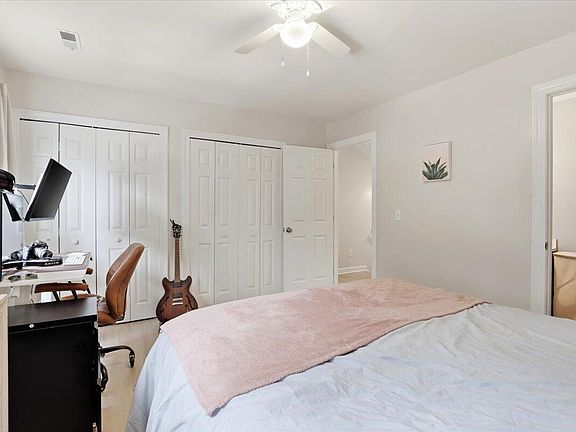 3rd image of 6152 Loch Laural Ln