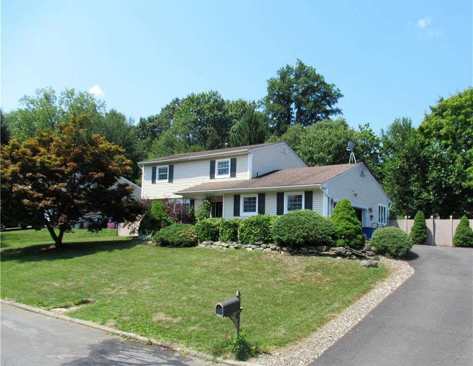 1st image of 321 Burroughs Ln