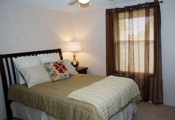 4th image of 3226 Prange Dr