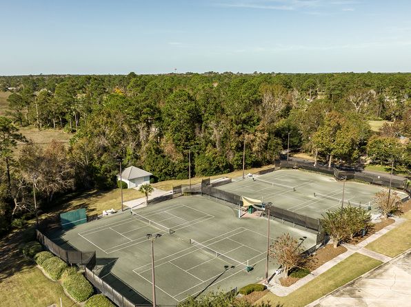 202 The Strand St, Marys, GA 31558