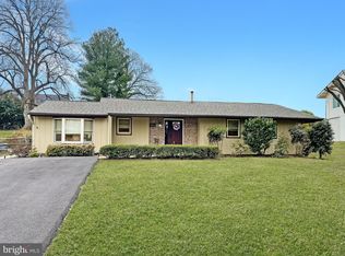 18908 Alpenglow Ln, Brookeville, MD 20833