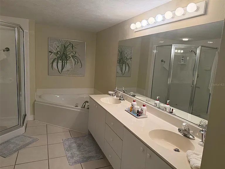 426 Bouchelle Dr #303 — Photo 26