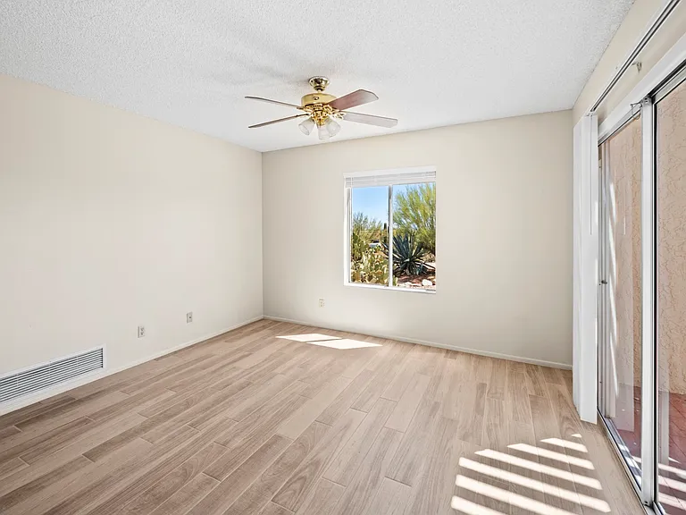 6109 N Zorrela Segundo — Photo 23