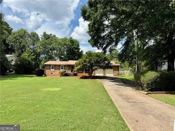 164 Hawkins Store Rd, Kennesaw, GA 30144