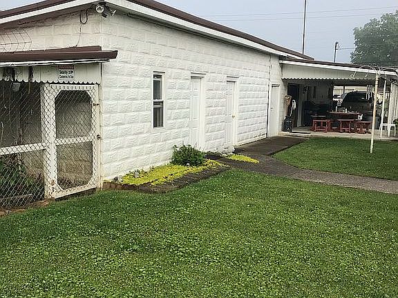 Storage/garage/carport
