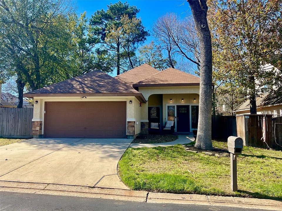 13901 Hydra Ct