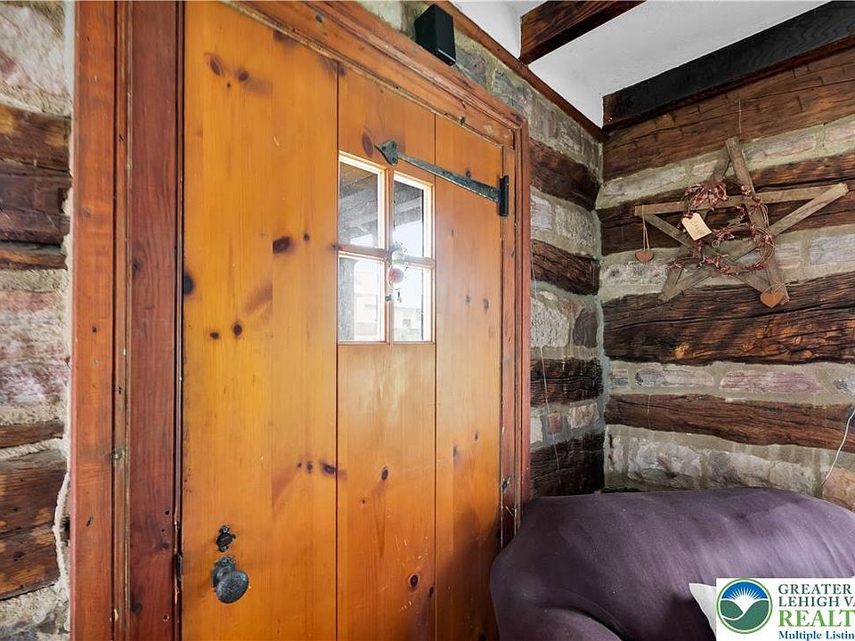 puu.さま専用ページ 7281 Decatur St, New Tripoli, PA 18066 | MLS #776863 | Zillow